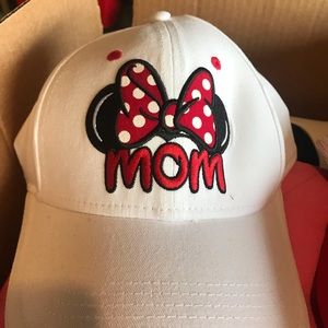 White Mickey mom hat